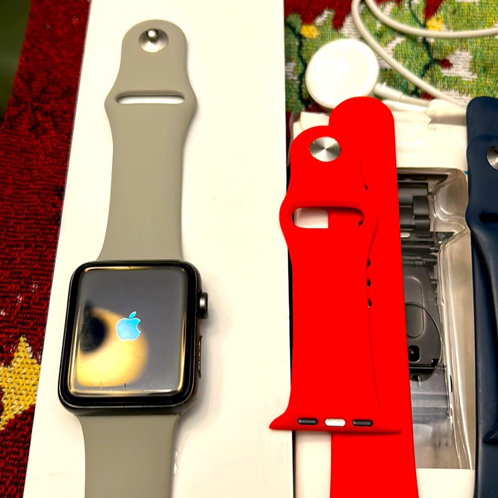 42 mm Apple Watch Series 3 *GPS*